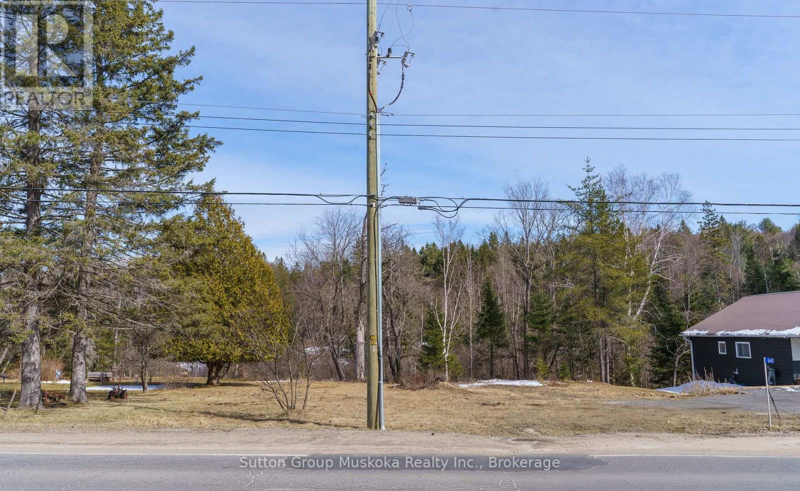 641 Muskoka Rd 3 Road N, Huntsville, Ontario  P1H 1C9 - Photo 2 - X13020900