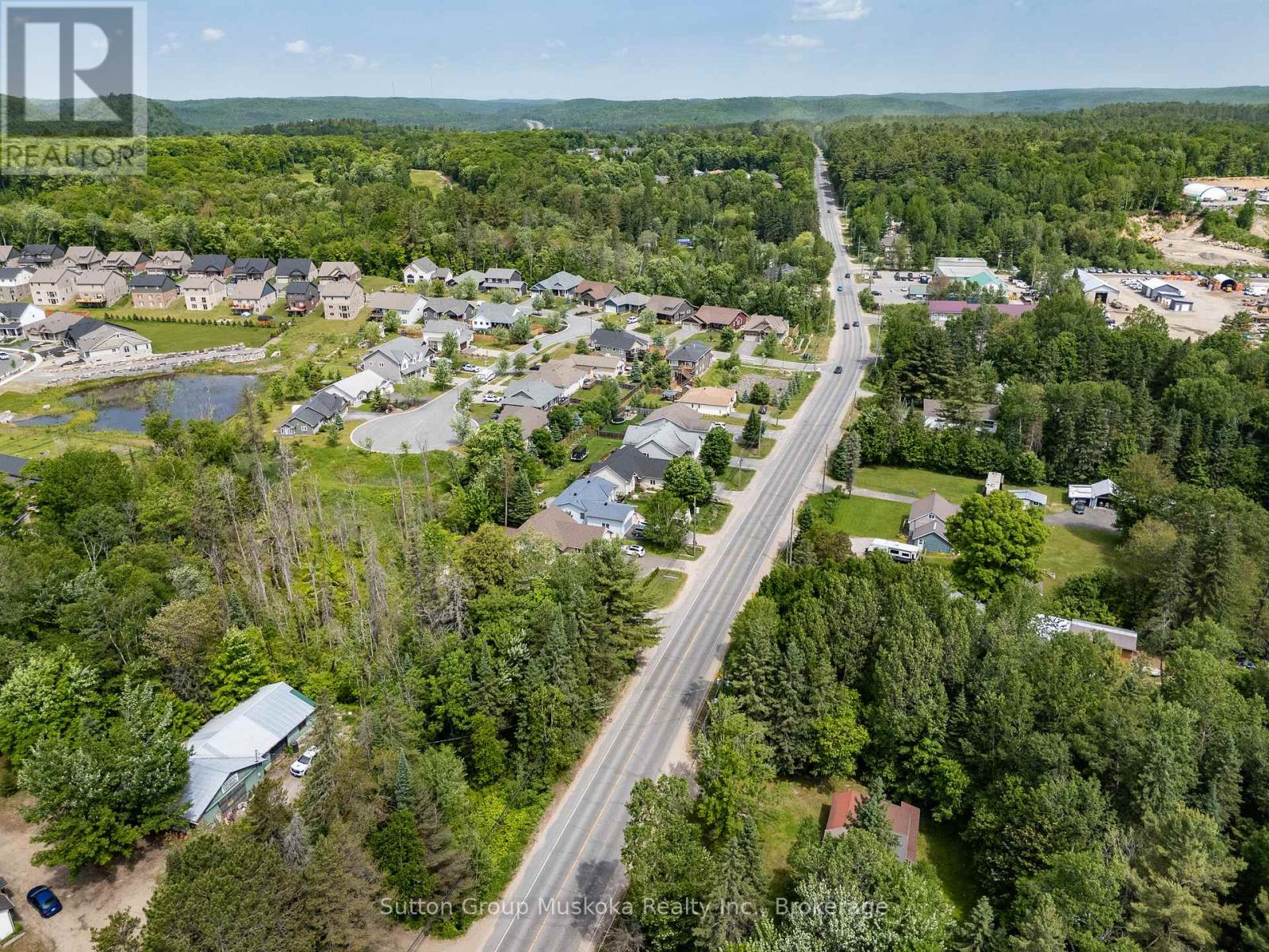 641 Muskoka Rd 3 Road N, Huntsville, Ontario  P1H 1C9 - Photo 3 - X13020900