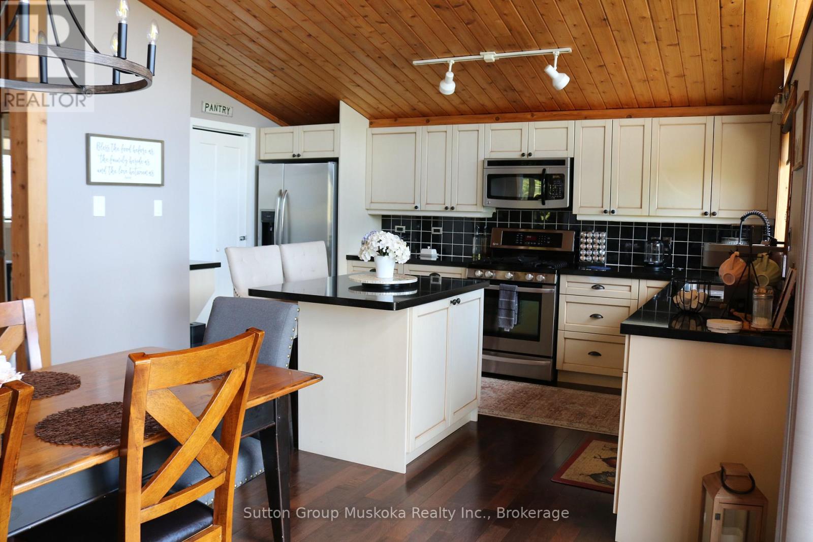 165 Golden Pheasant Drive, Huntsville, Ontario  P1H 1B3 - Photo 39 - X13021154