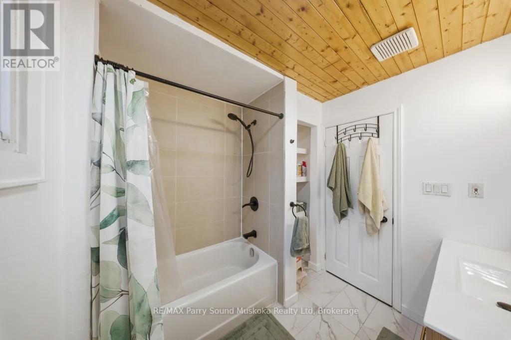28 Black Road, Seguin, Ontario P2A 2W8 - Photo 15 - X13027708