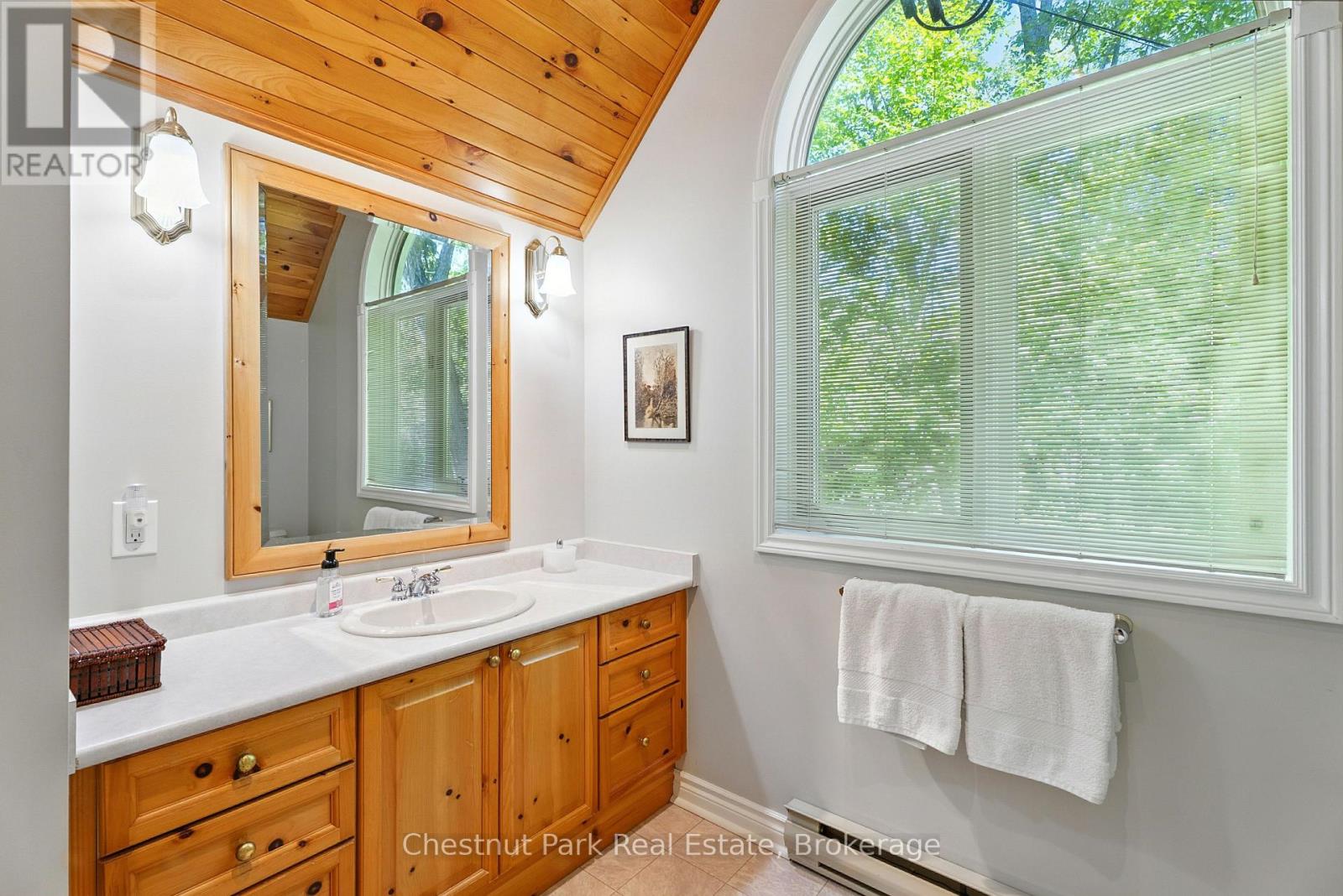 1166-2 Morinus Road, Muskoka Lakes, Ontario P0B 1G0 - Photo 23 - X13031044