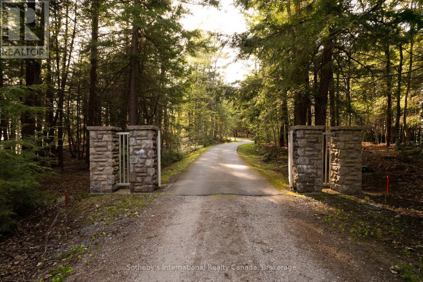 Point Cottage - 1250 Waldmere Road, Bracebridge, Ontario  P1L 1W8 - Photo 25 - X13032024