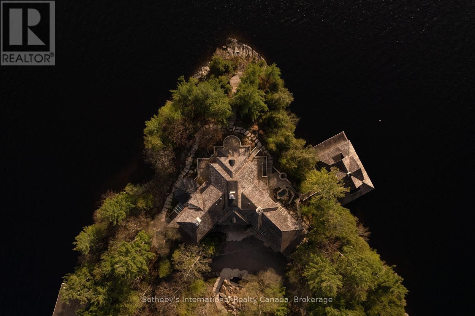 Point Cottage - 1250 Waldmere Road, Bracebridge, Ontario  P1L 1W8 - Photo 36 - X13032024