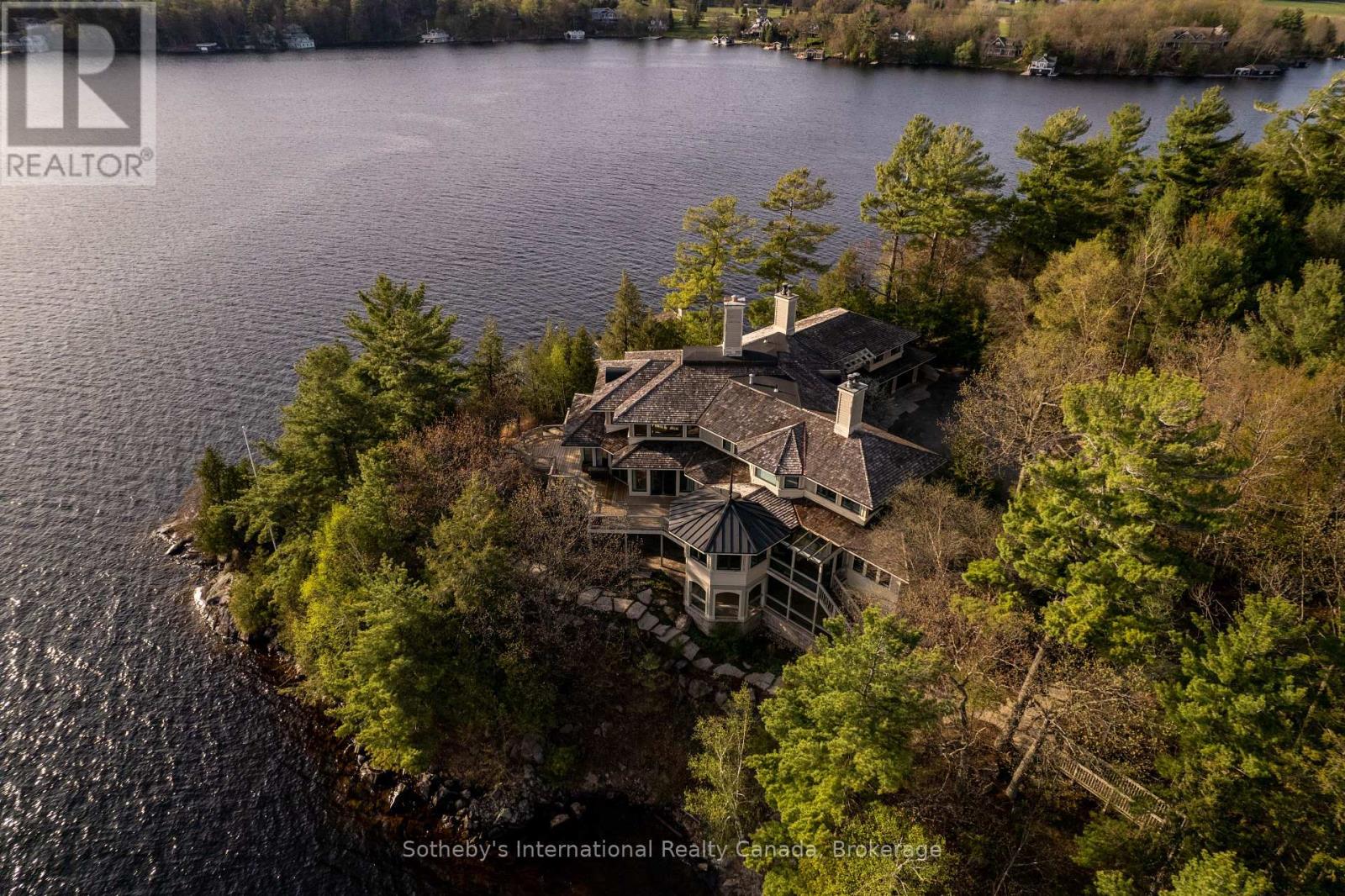 Point Cottage - 1250 Waldmere Road, Bracebridge, Ontario  P1L 1W8 - Photo 5 - X13032024