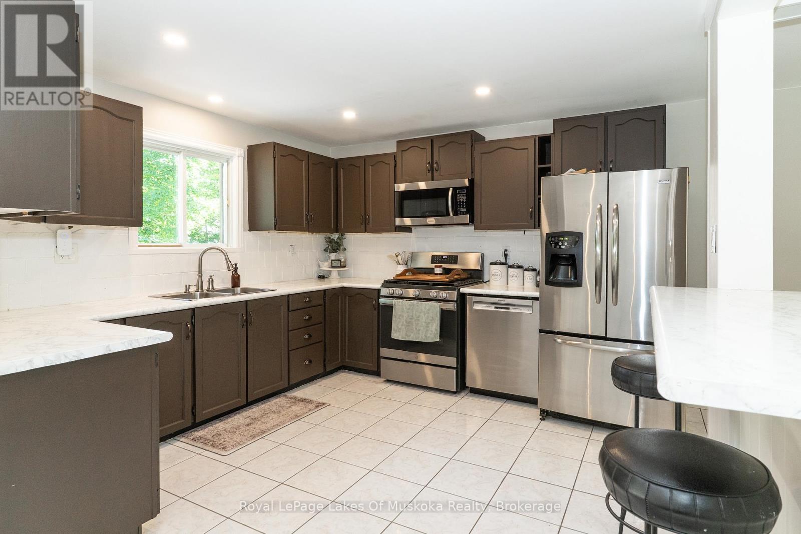 220 Alexander Street, Gravenhurst, Ontario  P1P 1A6 - Photo 4 - X13037686