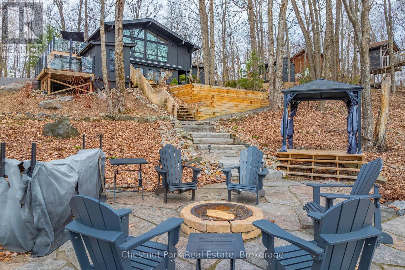 305 Salmon Lake Road, Seguin, Ontario  P2A 0B2 - Photo 1 - X13041024