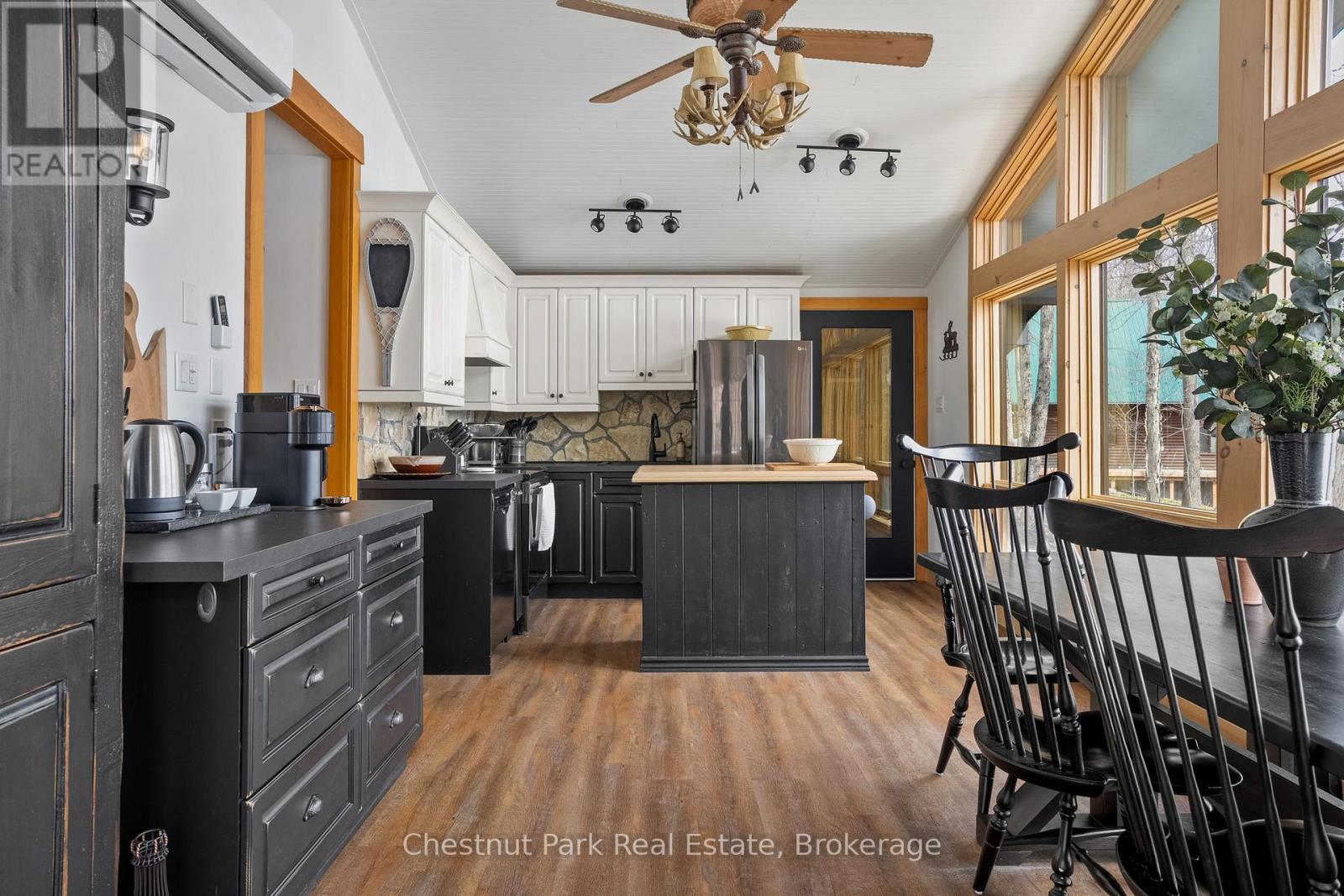 305 Salmon Lake Road, Seguin, Ontario  P2A 0B2 - Photo 7 - X13041024