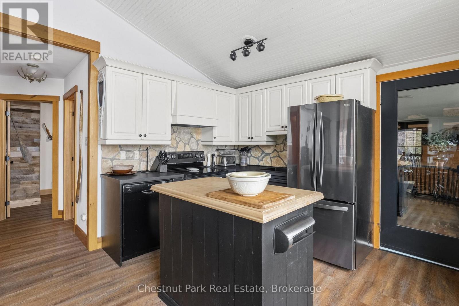 305 Salmon Lake Road, Seguin, Ontario  P2A 0B2 - Photo 9 - X13041024