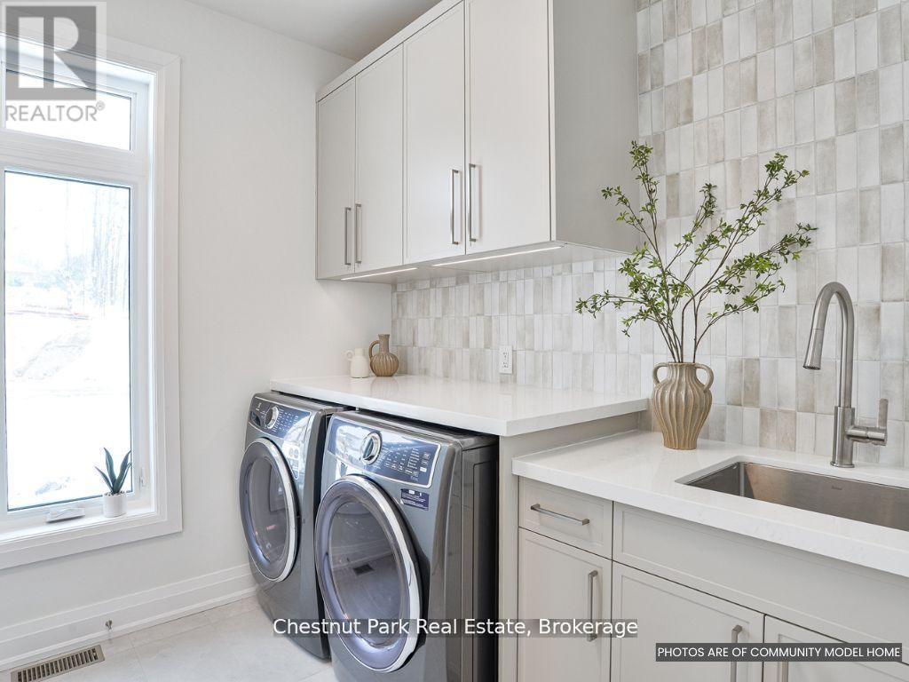 18 Pine Needle Way, Huntsville, Ontario P1H 1M3 - Photo 6 - X13044982