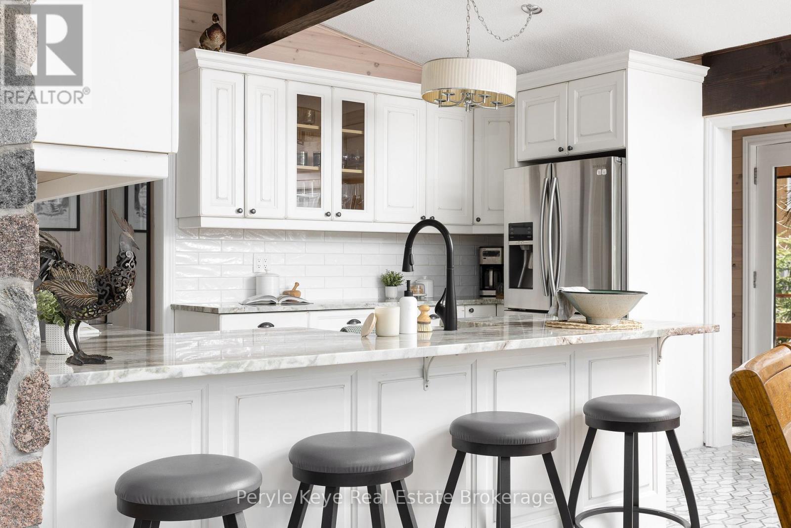 247 South Drive, Huntsville, Ontario  P1H 2J2 - Photo 18 - X13046408