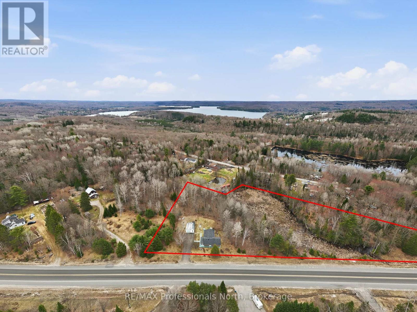 1671 60 Highway, Huntsville, Ontario P1H 1A2 - Photo 2 - X13047926