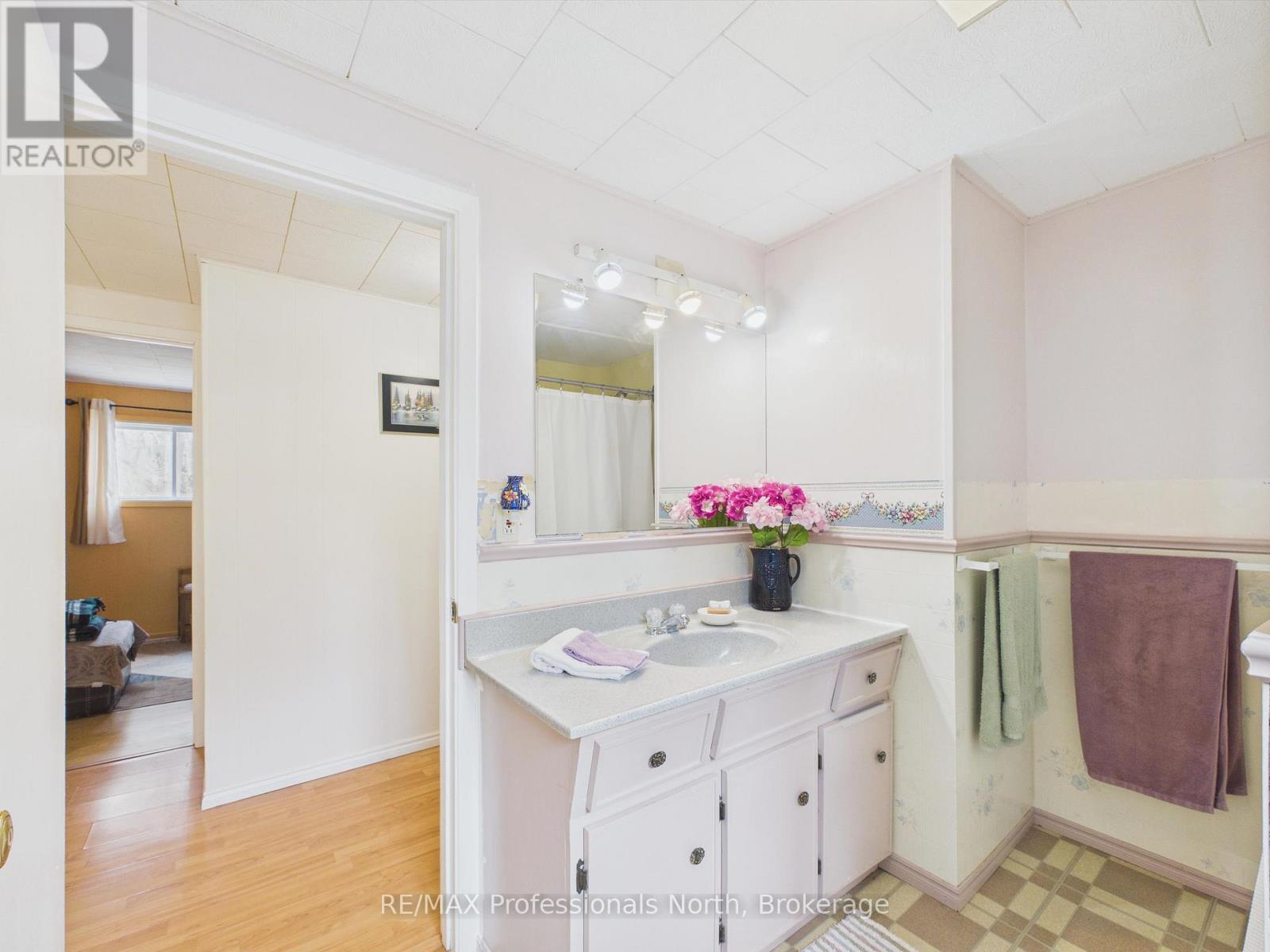1671 60 Highway, Huntsville, Ontario P1H 1A2 - Photo 21 - X13047926