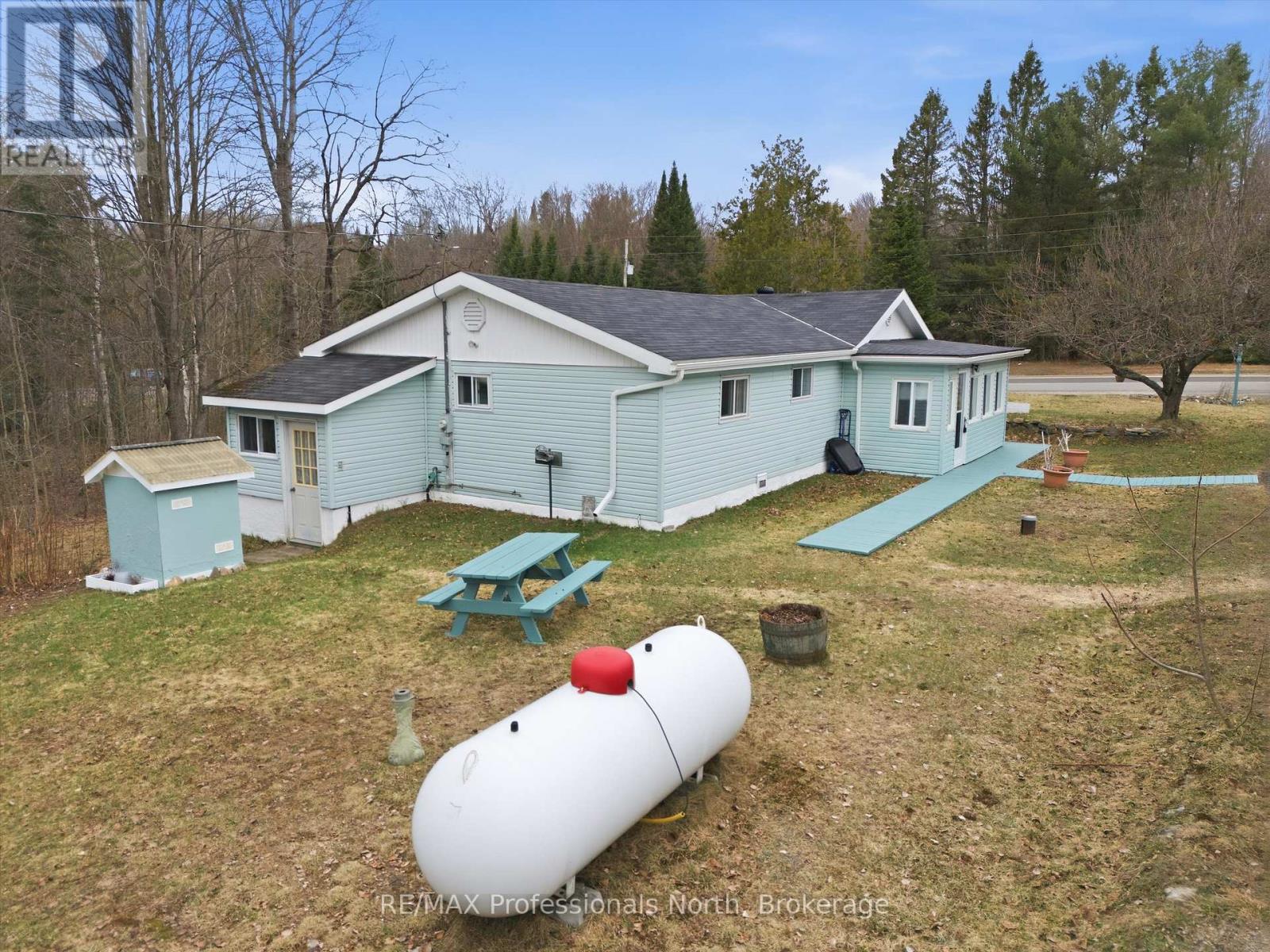 1671 60 Highway, Huntsville, Ontario P1H 1A2 - Photo 25 - X13047926