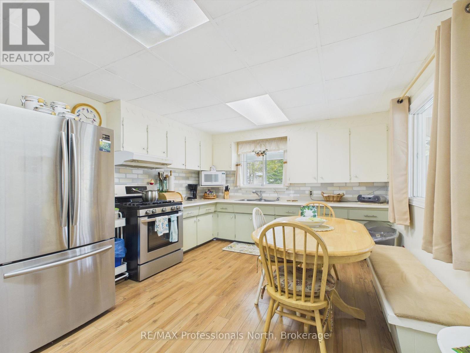 1671 60 Highway, Huntsville, Ontario P1H 1A2 - Photo 6 - X13047926