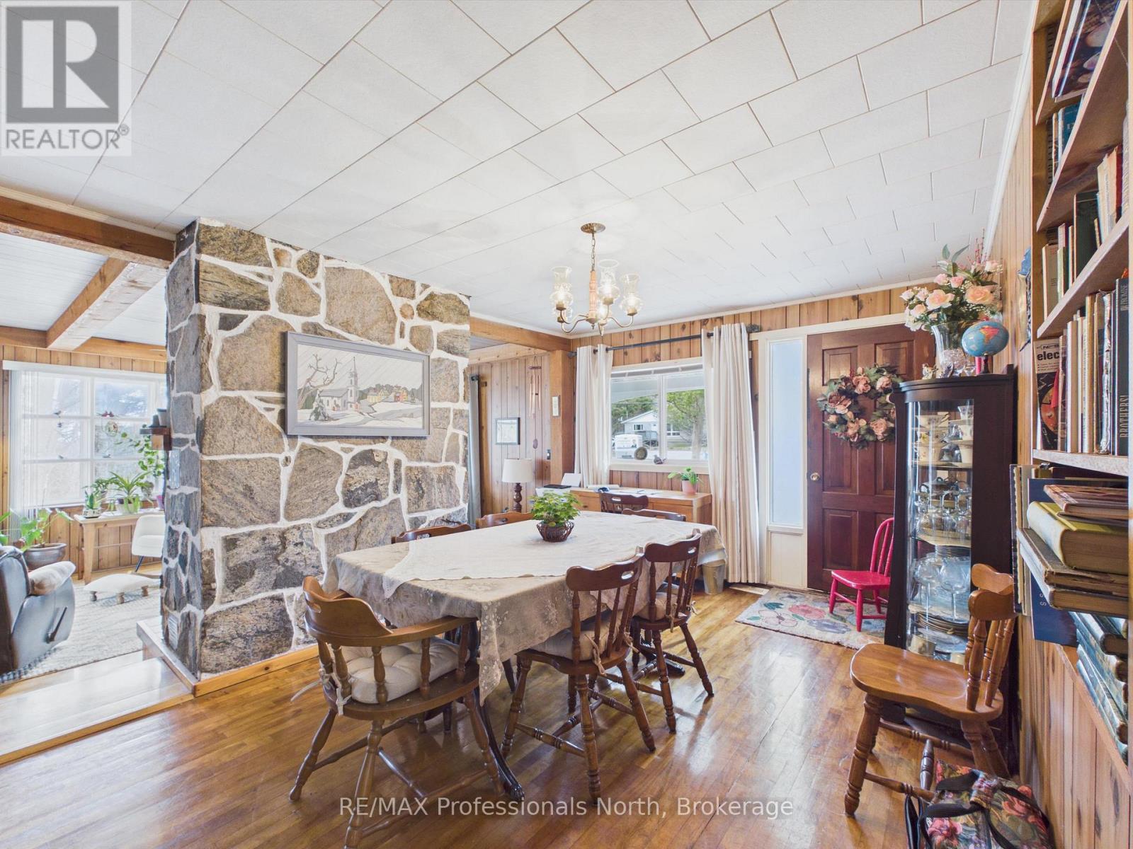 1671 60 Highway, Huntsville, Ontario P1H 1A2 - Photo 9 - X13047926