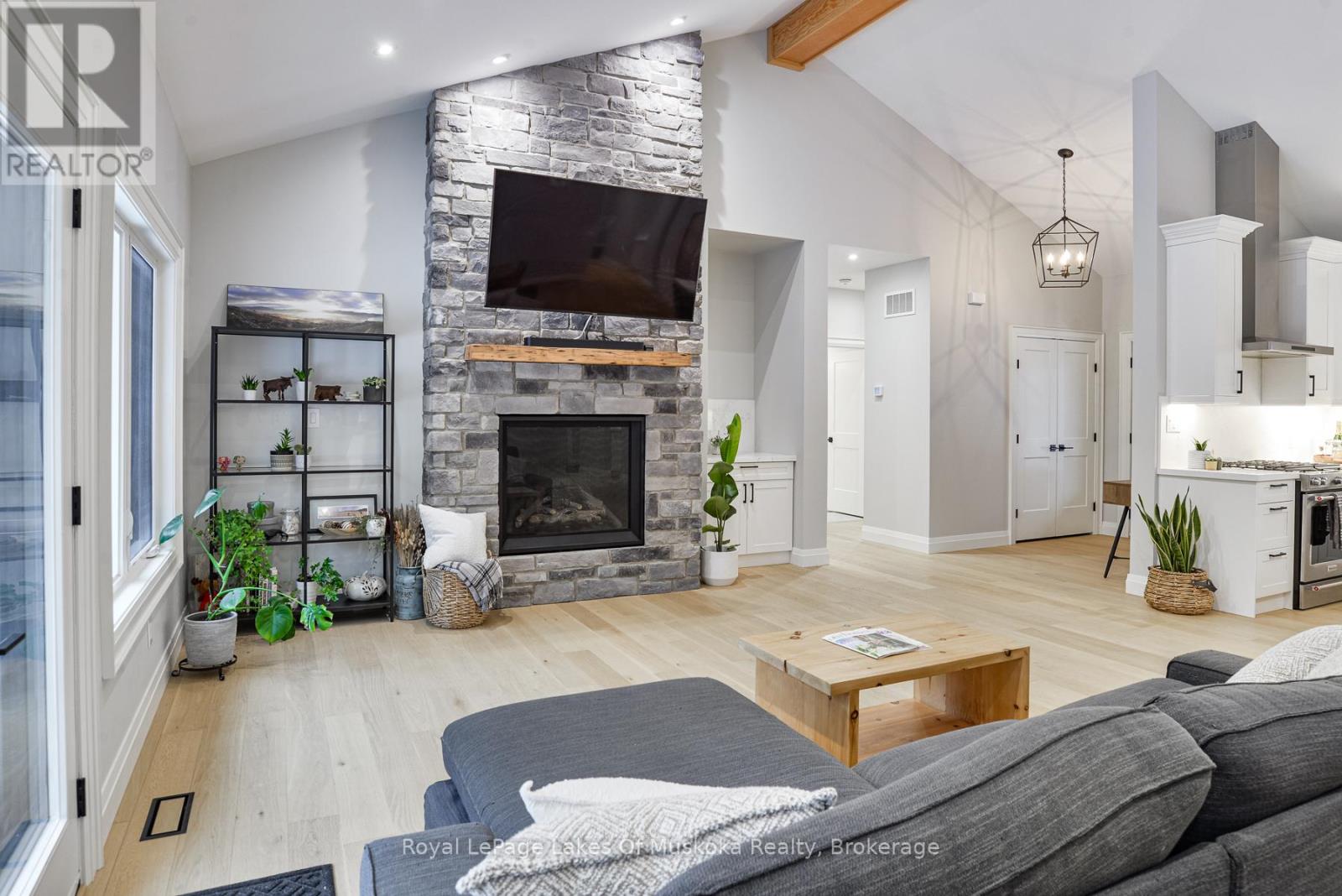 1065 Kilworthy Road, Gravenhurst, Ontario  P0E 1G0 - Photo 4 - X13053844
