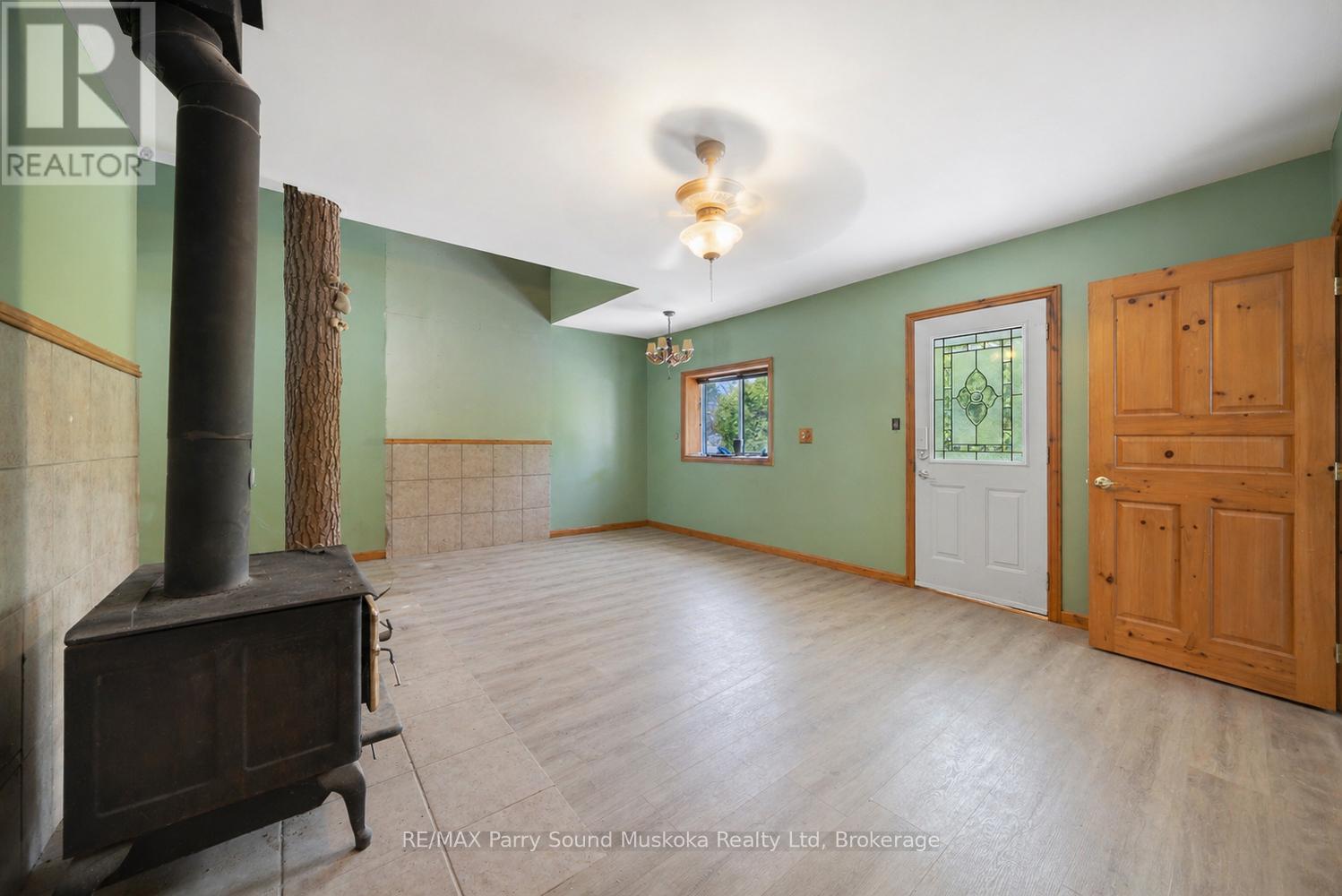 92 Blue Lake Road, Seguin, Ontario  P2A 2W8 - Photo 12 - X13055026