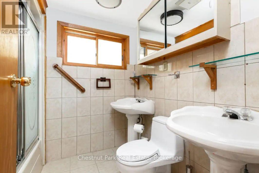 275 Menominee Lk Road, Lake Of Bays, Ontario  P1J 2J3 - Photo 15 - X13055200