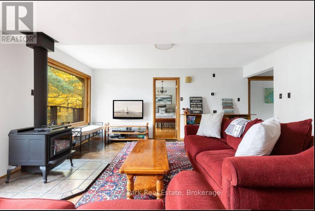 275 Menominee Lk Road, Lake Of Bays, Ontario  P1J 2J3 - Photo 9 - X13055200