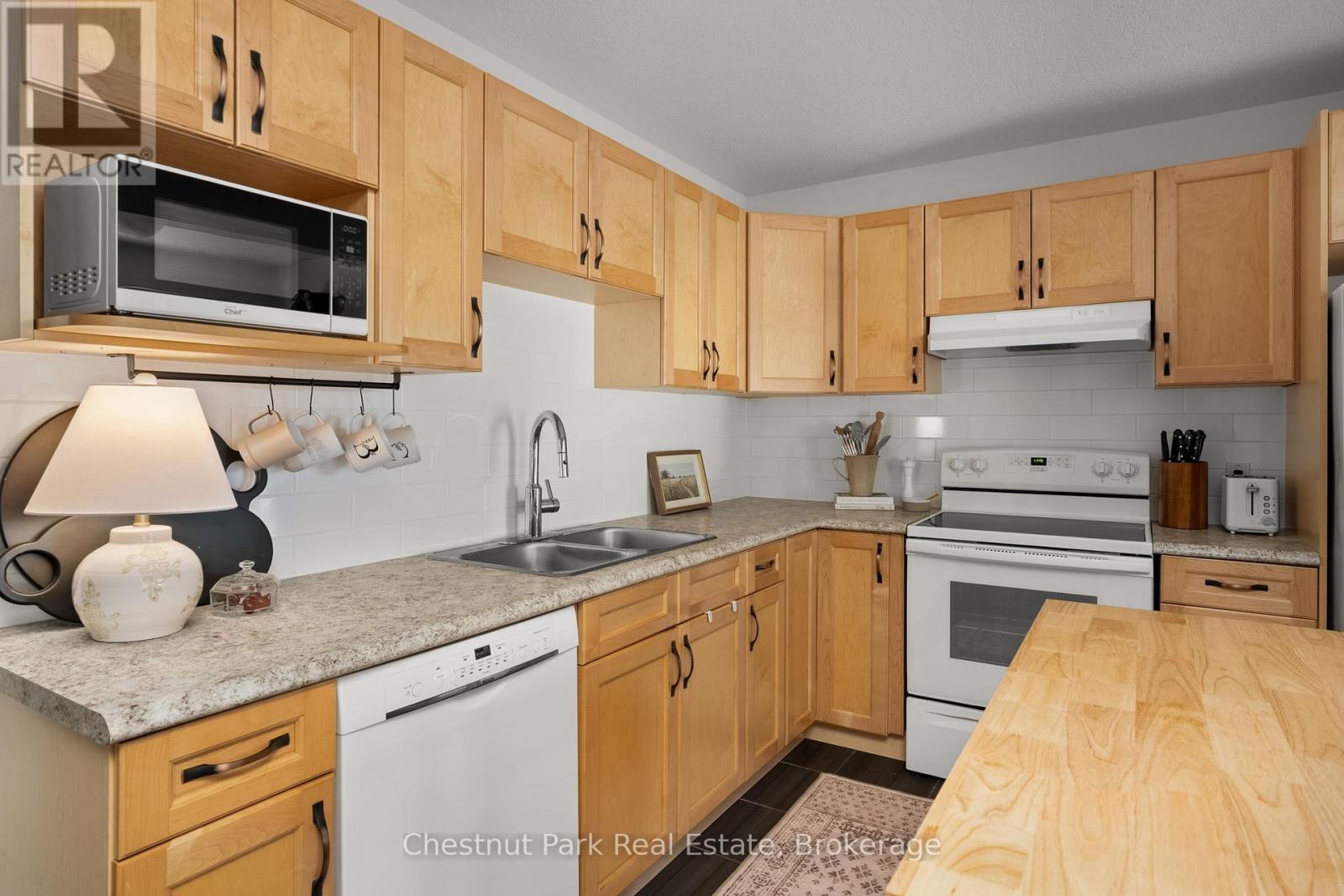 5 Brookside Crossing, Huntsville, Ontario  P1H 1C9 - Photo 11 - X13061842