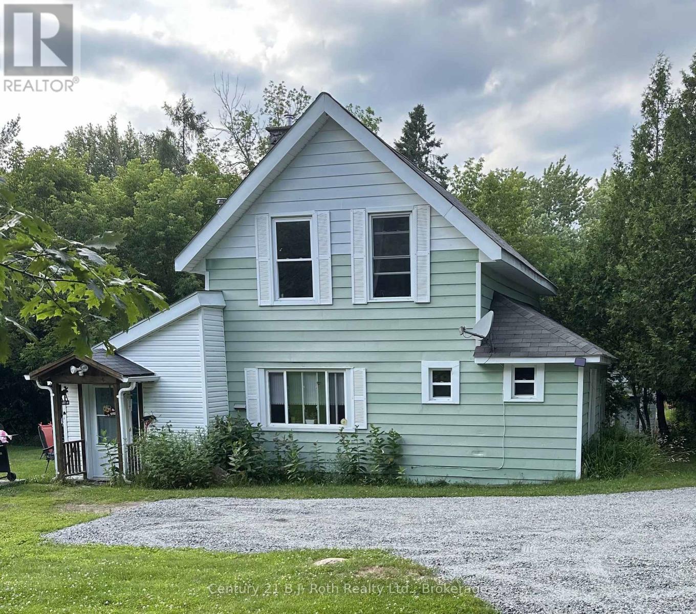 4 Stocking Lane, Huntsville, Ontario  P1H 1V4 - Photo 1 - X13064856