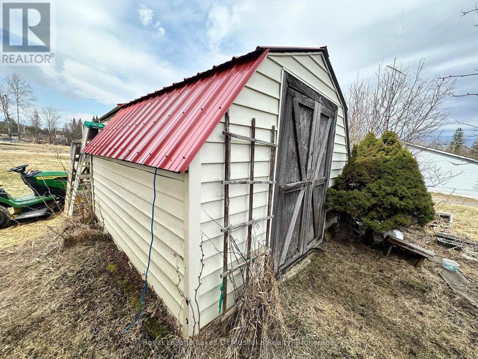 250 Stephenson Rd 12 W Road, Huntsville, Ontario  P0B 1M0 - Photo 6 - X13067536