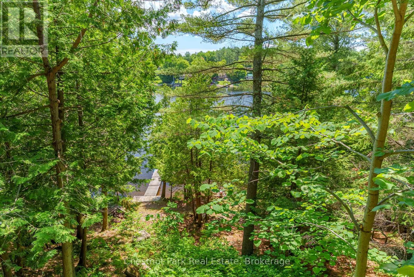 1054 10 Deewood Drive, Muskoka Lakes, Ontario  P0B 1M0 - Photo 21 - X13068160