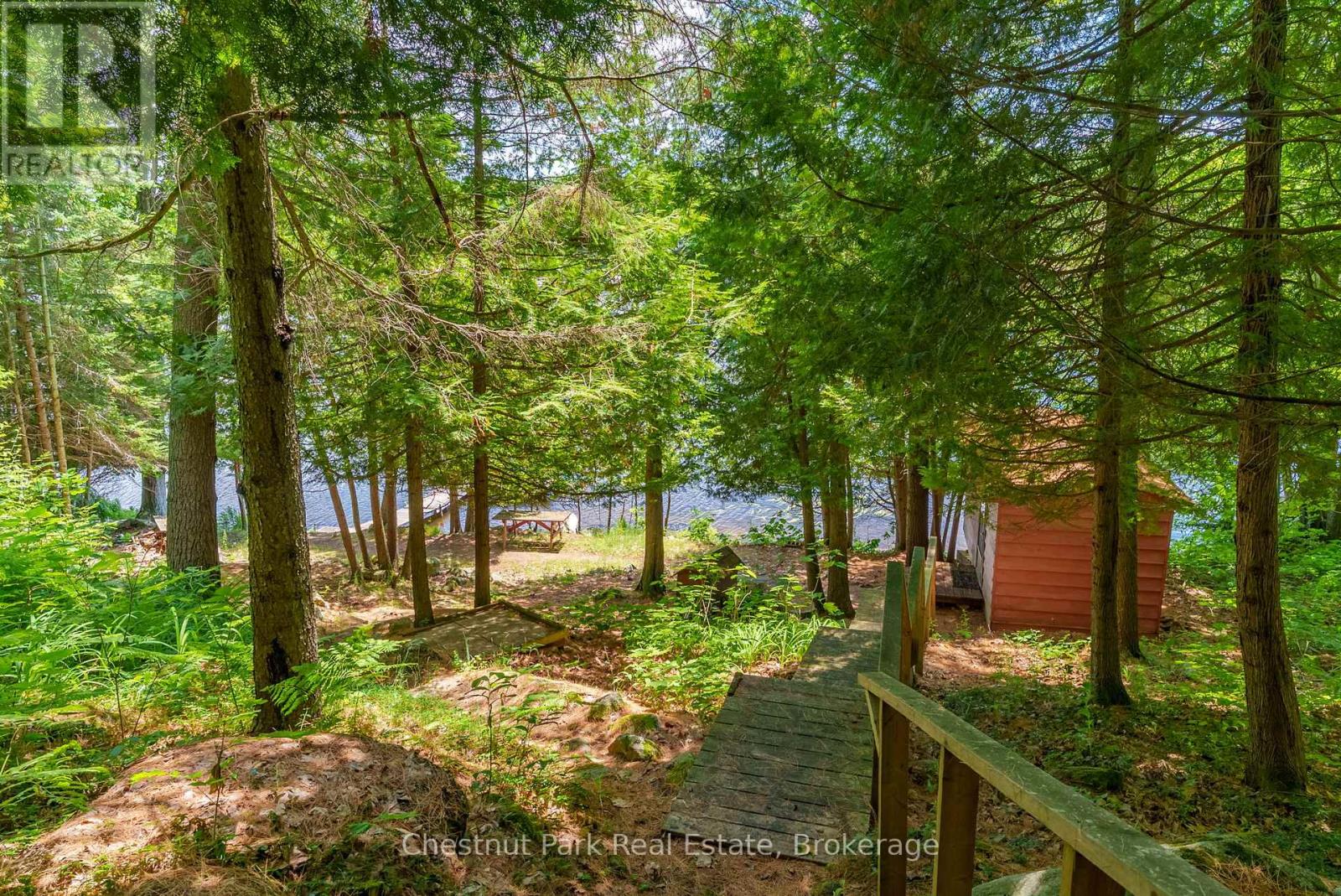 1054 10 Deewood Drive, Muskoka Lakes, Ontario  P0B 1M0 - Photo 29 - X13068160