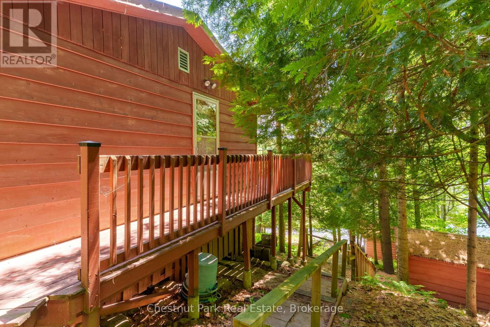1054 10 Deewood Drive, Muskoka Lakes, Ontario  P0B 1M0 - Photo 30 - X13068160