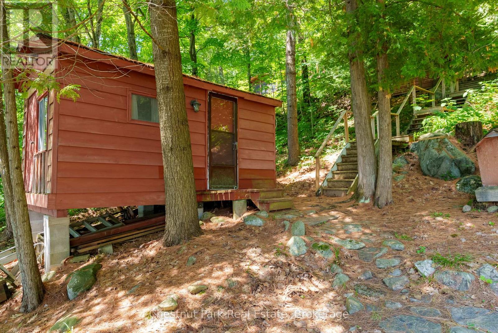 1054 10 Deewood Drive, Muskoka Lakes, Ontario  P0B 1M0 - Photo 39 - X13068160
