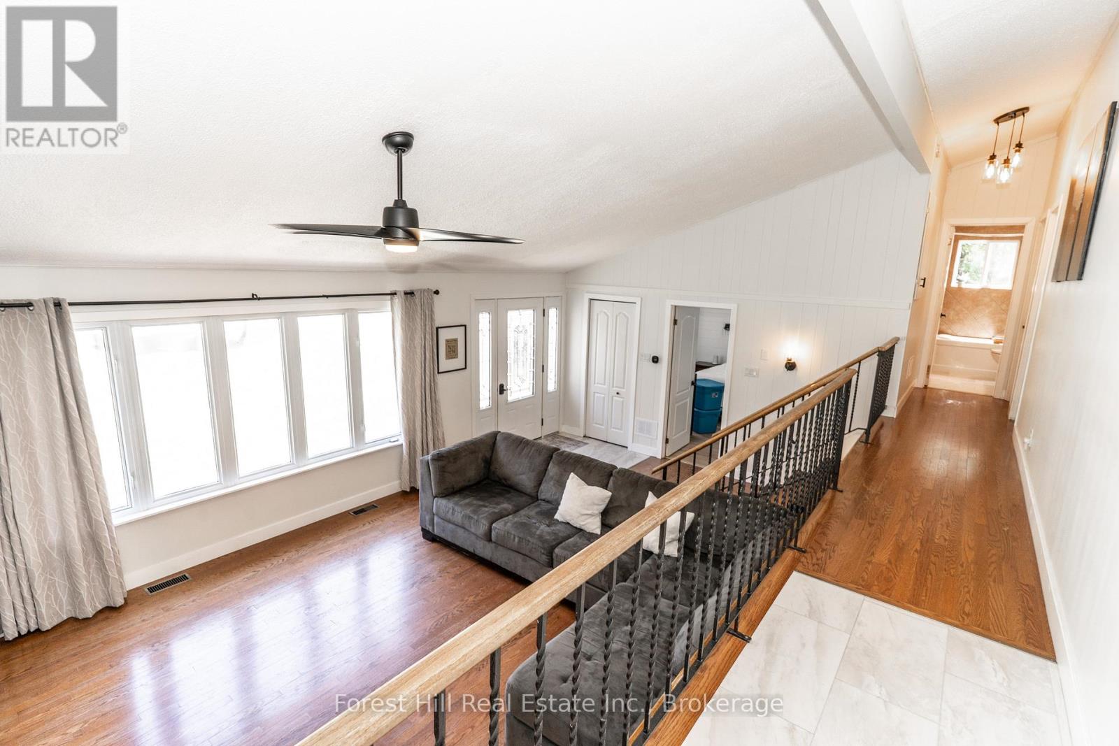 1022 Burgess Avenue, Muskoka Lakes, Ontario  P0C 1A0 - Photo 6 - X13069030