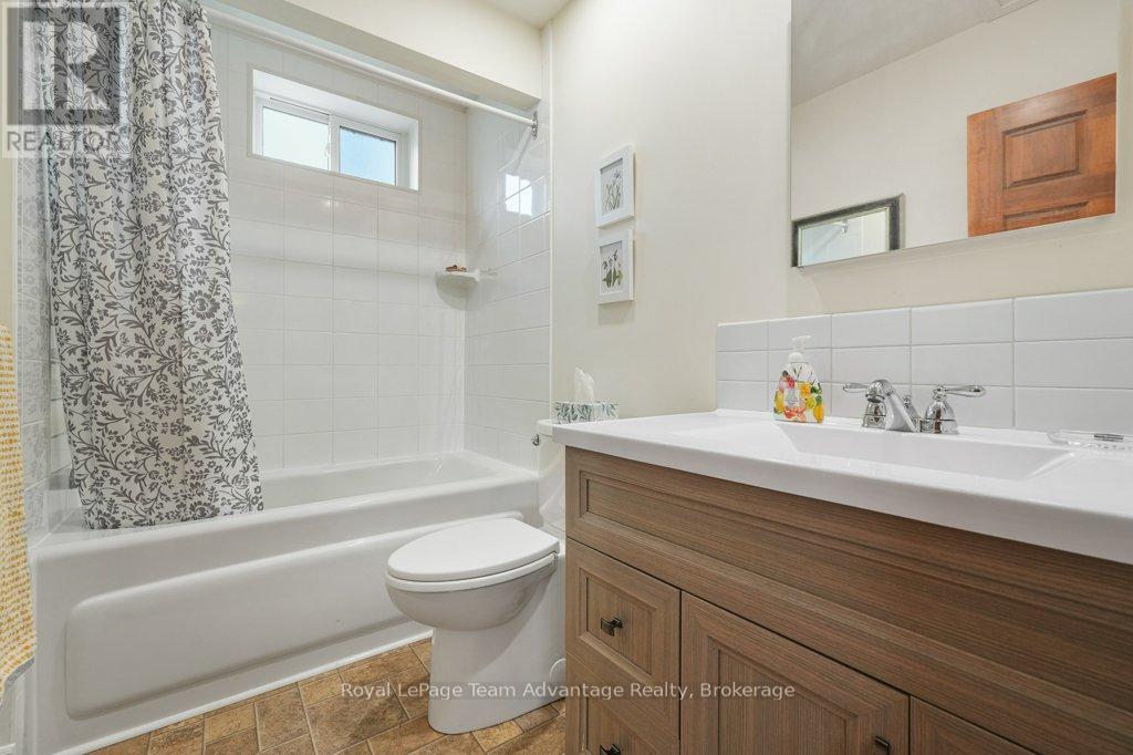 3 Belvedere Avenue, Parry Sound, Ontario  P2A 1Z8 - Photo 23 - X13069170