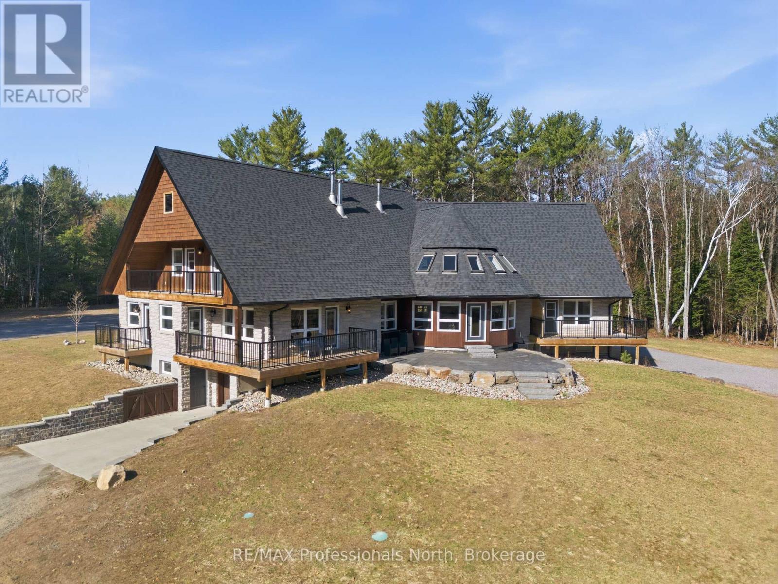 1196 Ravenscliffe Road, Huntsville, Ontario  P1H 2N5 - Photo 1 - X13069966
