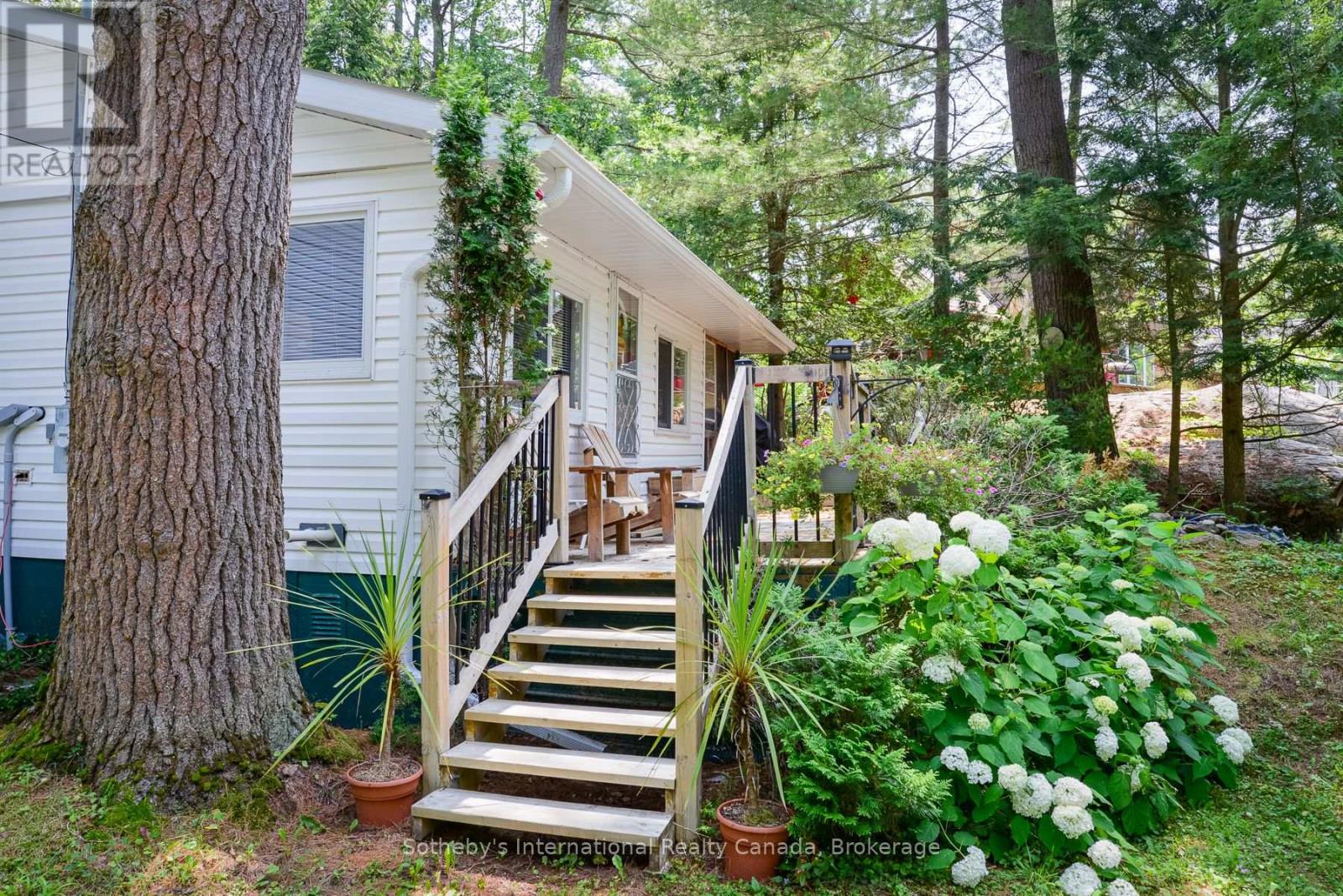 1145 South Morrison Lake Road, Gravenhurst, Ontario  P0E 1G0 - Photo 2 - X13070464