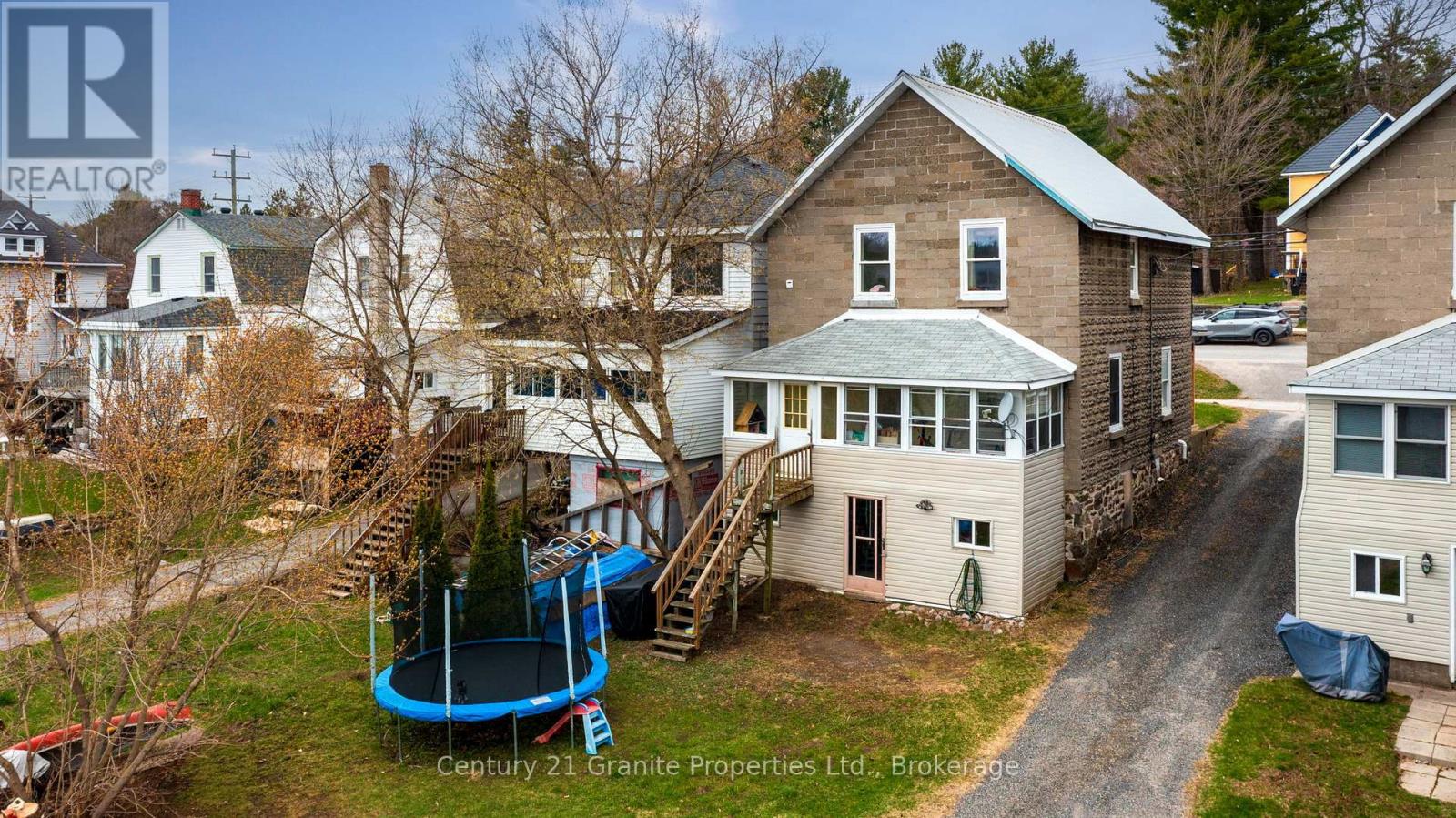 29 William Street, Parry Sound, Ontario  P2A 1V2 - Photo 3 - X13073046