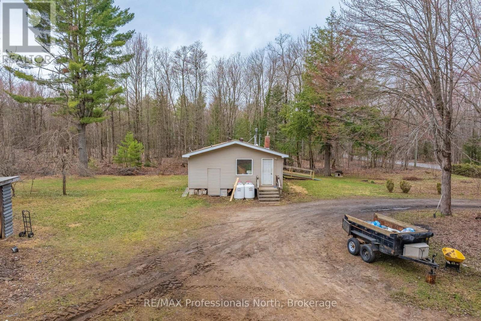 1056 Kirk Line W, Bracebridge, Ontario  P1L 1W9 - Photo 24 - X13073948