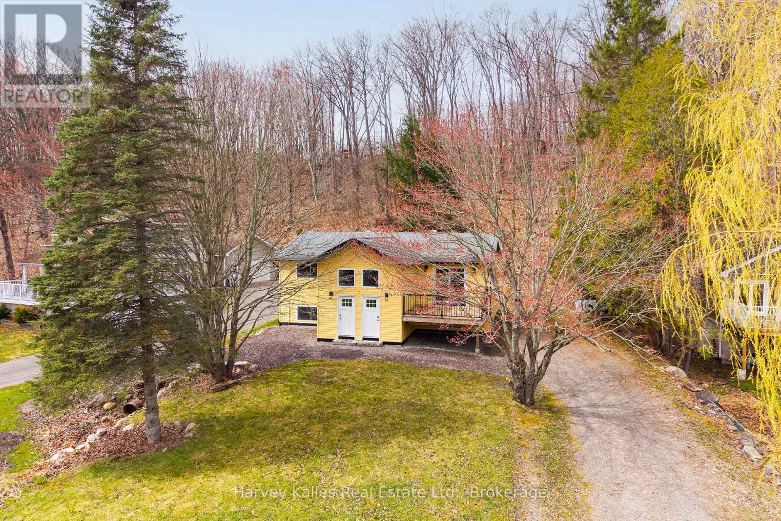 25 Ferndale Road, Muskoka Lakes, Ontario  P0B 1J0 - Photo 1 - X13078616