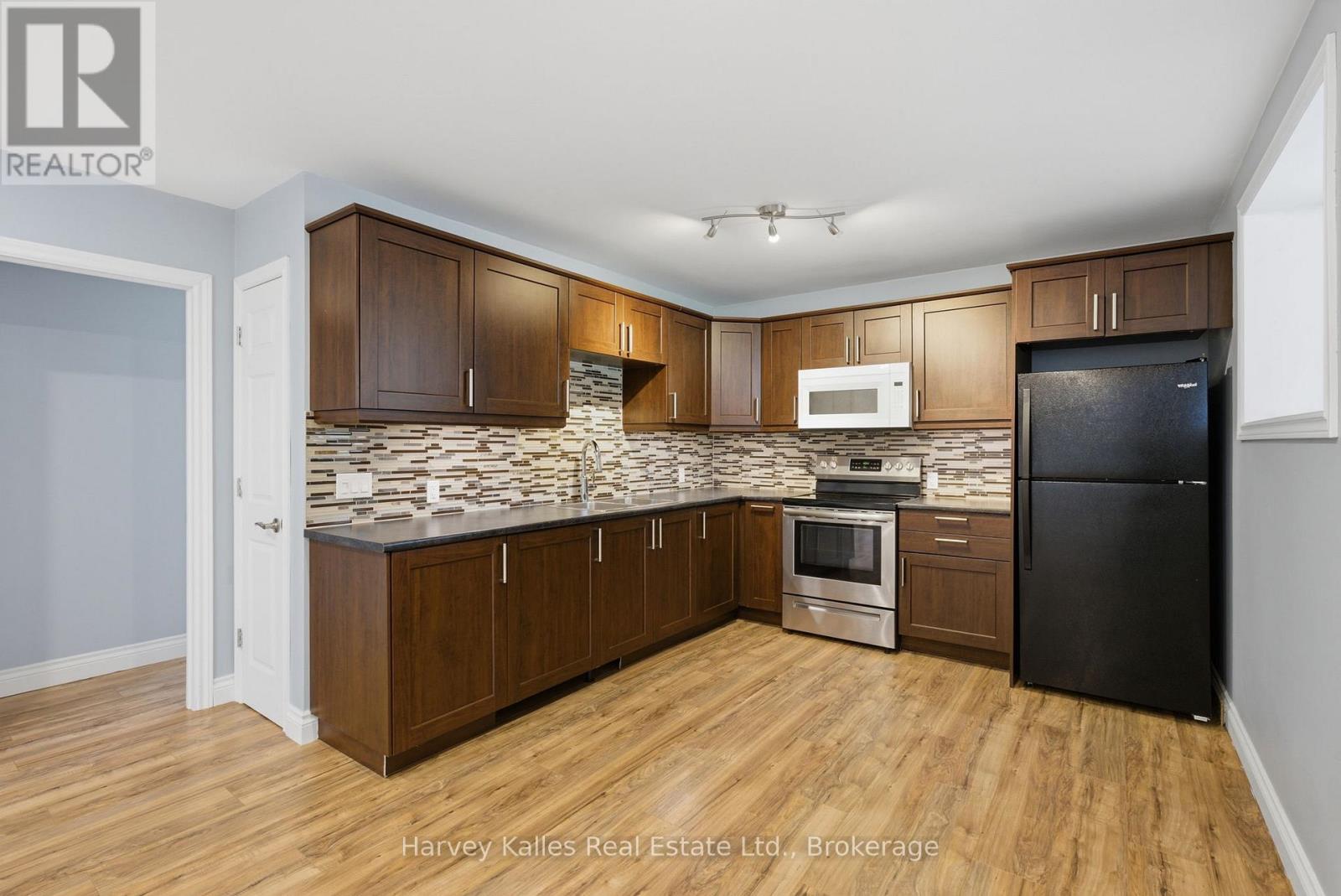 25 Ferndale Road, Muskoka Lakes, Ontario  P0B 1J0 - Photo 36 - X13078616