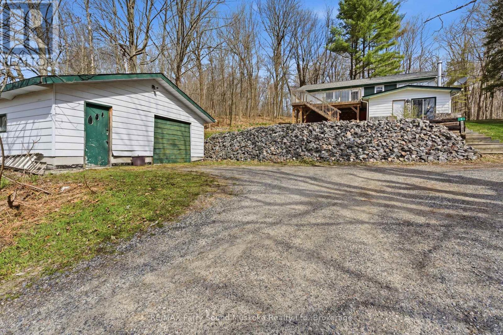 1 Woods Lane, Seguin, Ontario  P2A 2W8 - Photo 4 - X13082484