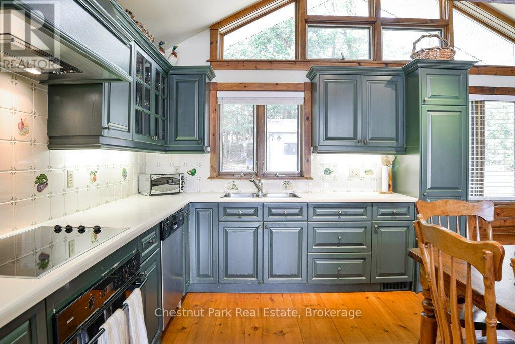 1124 Sunset Bay Road, Muskoka Lakes, Ontario  P0B 1J0 - Photo 13 - X13083574