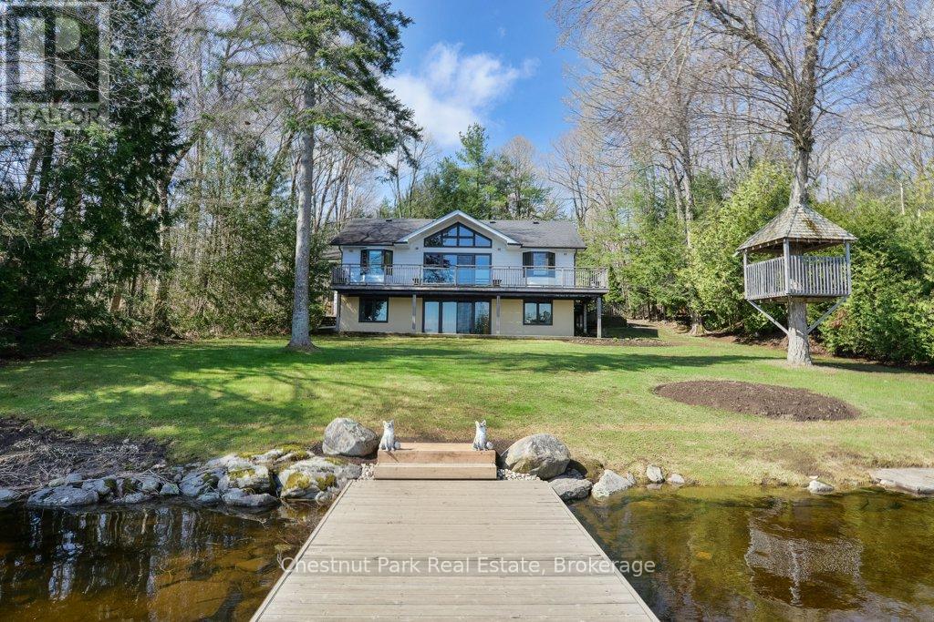 1124 Sunset Bay Road, Muskoka Lakes, Ontario  P0B 1J0 - Photo 2 - X13083574