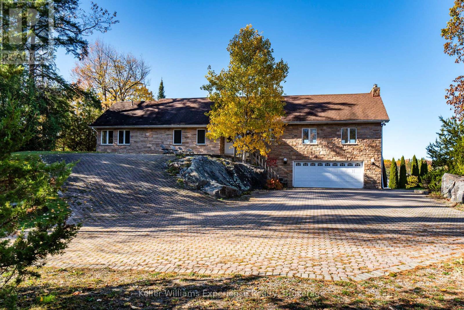 804 Kings Farm Road, Georgian Bay, Ontario  L0K 1S0 - Photo 2 - X13084394