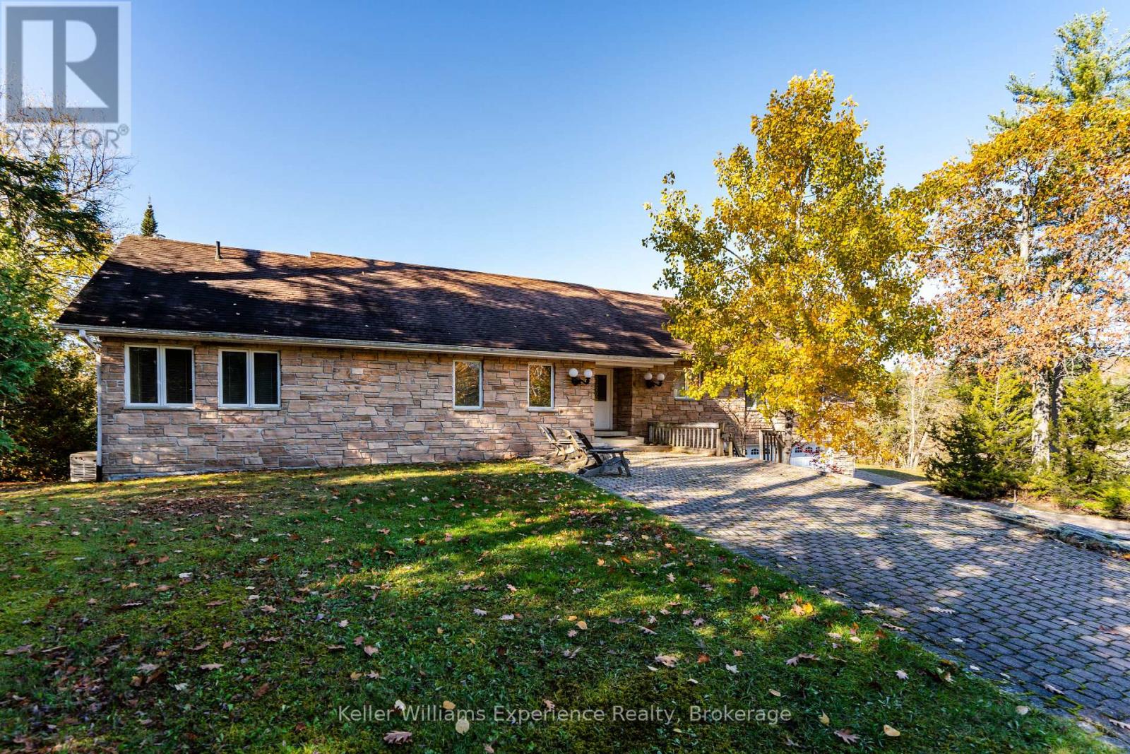 804 Kings Farm Road, Georgian Bay, Ontario  L0K 1S0 - Photo 3 - X13084394