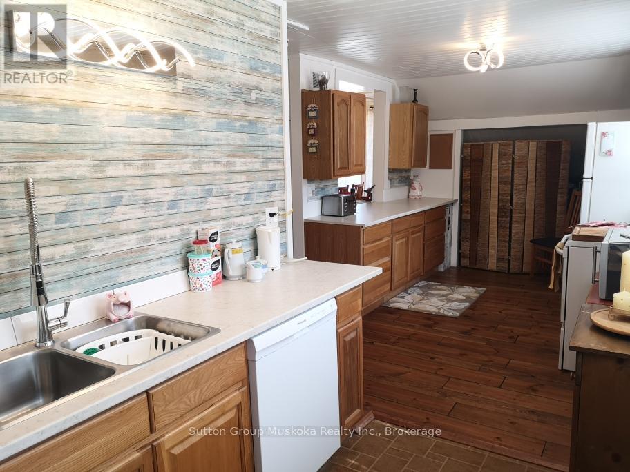 2832 60 Highway, Lake Of Bays, Ontario  P0A 1H0 - Photo 15 - X13084486