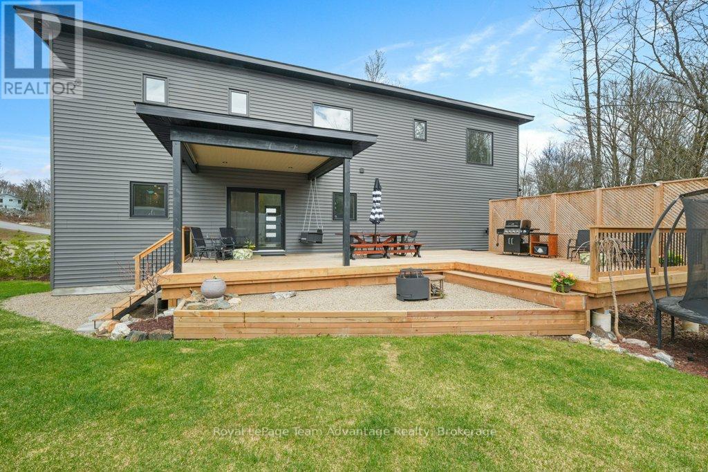 55 Dennis Drive, Parry Sound, Ontario  P2A 2H9 - Photo 1 - X13085982