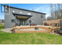 55 DENNIS DRIVE, Parry Sound, Ontario