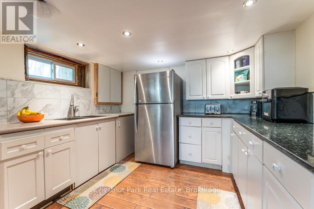 23 Ewing Street, Bracebridge, Ontario P1L 1C7 - Photo 25 - X13086102