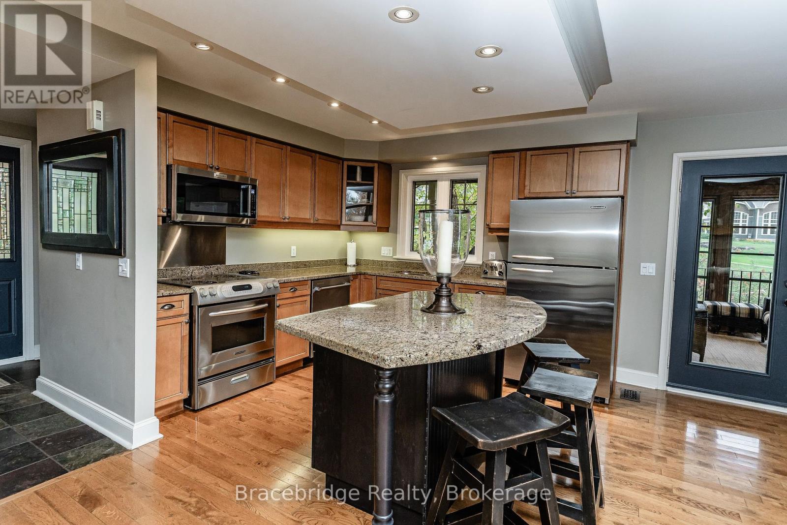 Carling 6 W7 - 3876 Muskoka Rd 118 Highway W, Muskoka Lakes, Ontario  P0B 1J0 - Photo 11 - X13086674