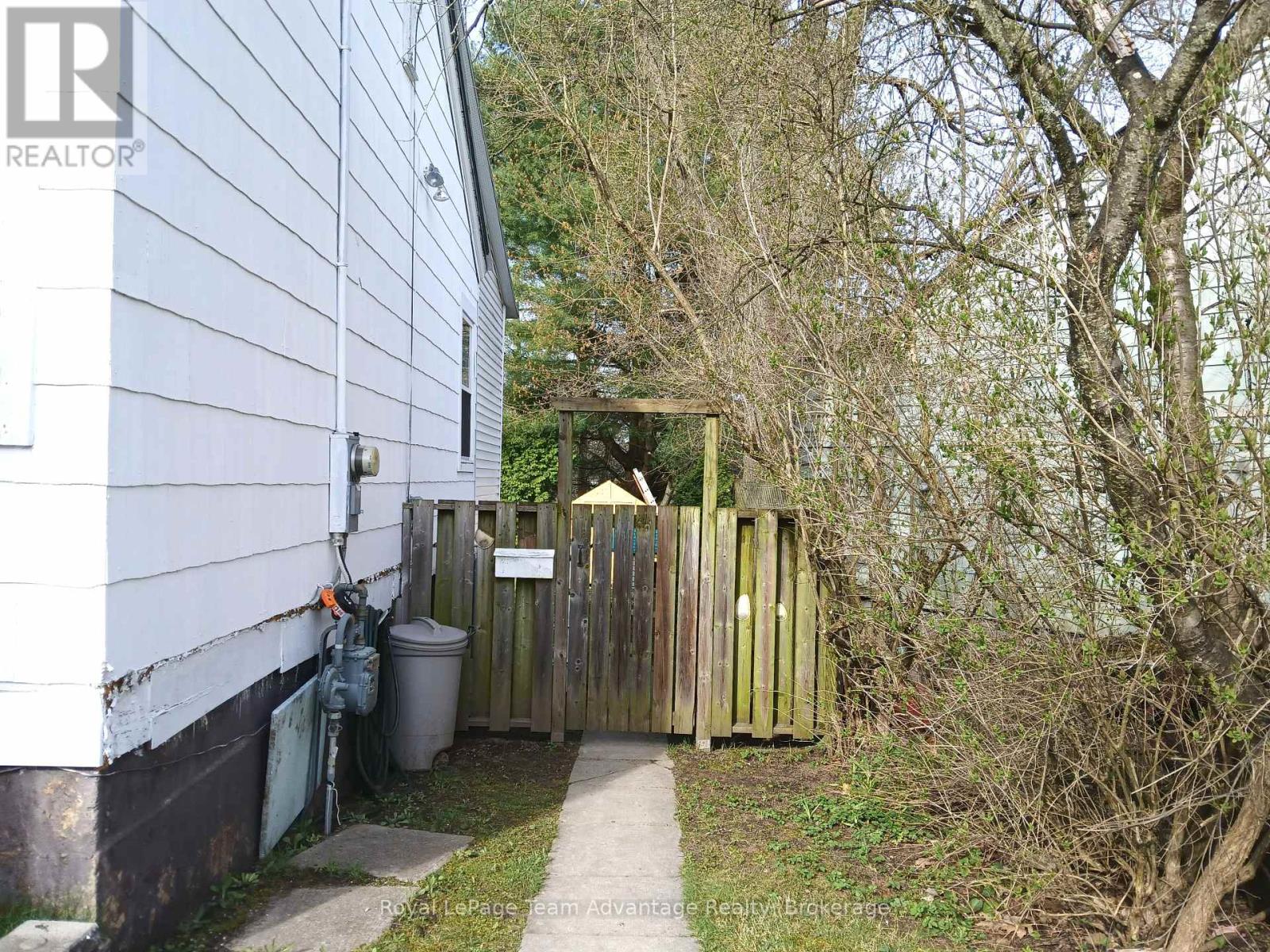 3 Riverdale Road, Parry Sound, Ontario P2A 1N8 - Photo 15 - X13086714