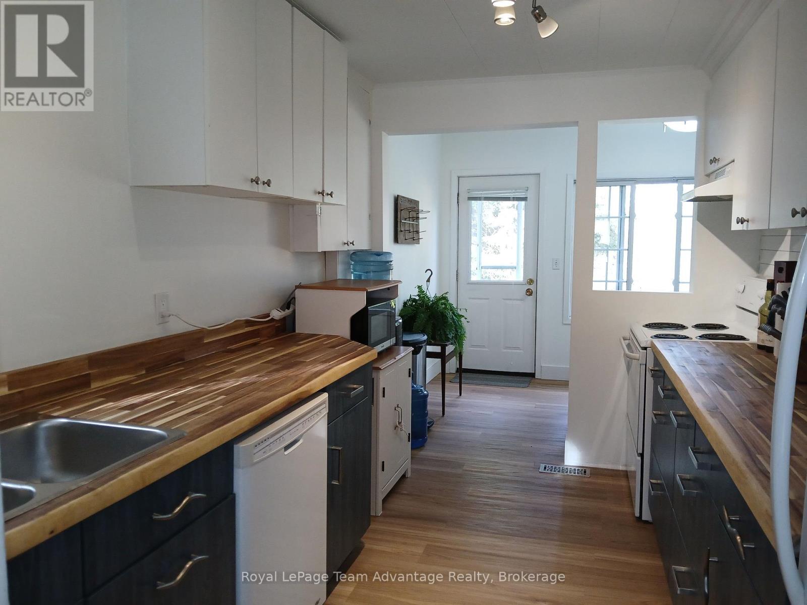 3 Riverdale Road, Parry Sound, Ontario P2A 1N8 - Photo 21 - X13086714